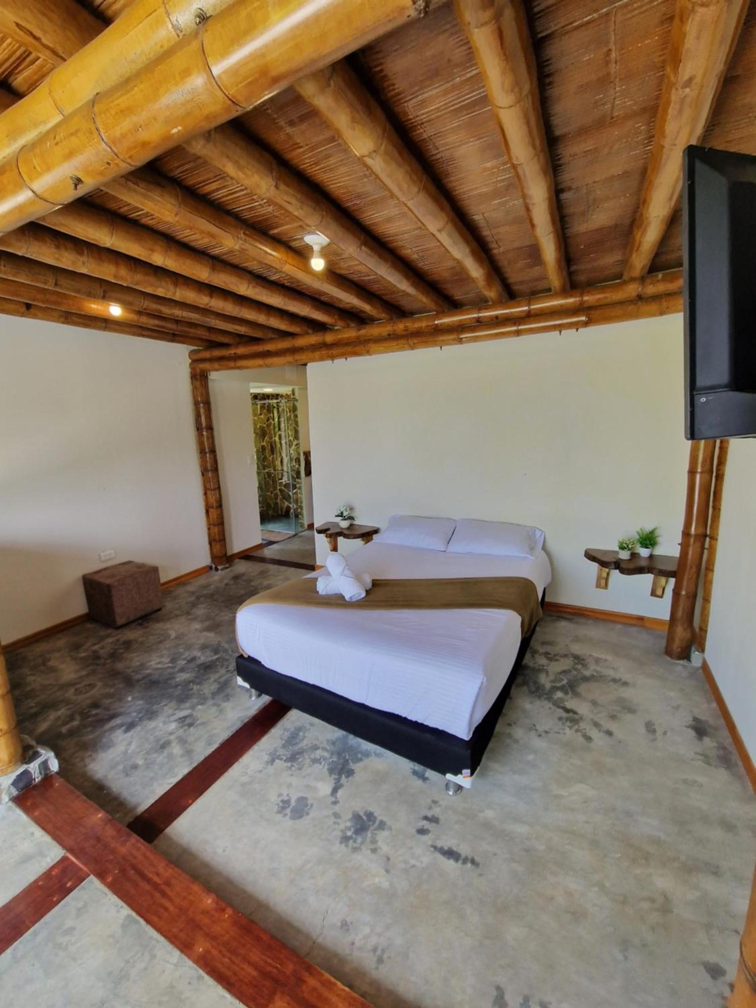 Hostal Bhutan Filandia Exterior foto
